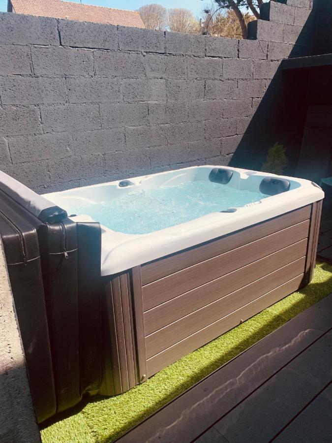 Bel Air - Piscine - Jacuzzi Apartment *